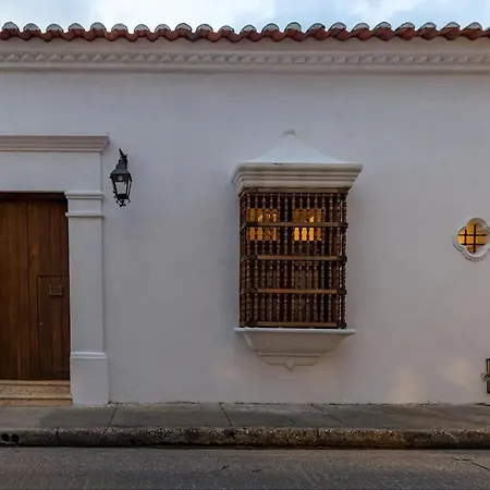 Villa Colonial House With Pool Cartagena