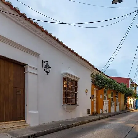 Colonial House With Pool Villa Cartagena