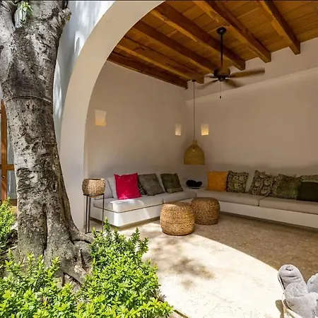 Colonial House With Pool * Cartagena