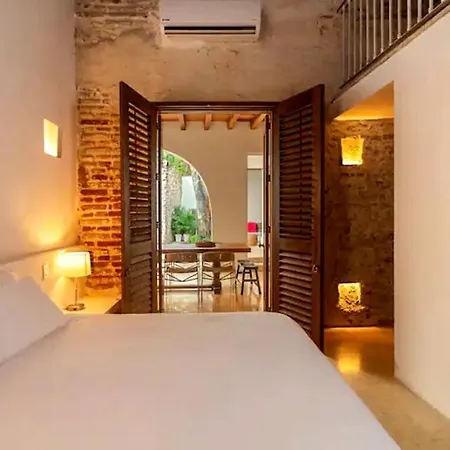Villa Colonial House With Pool Cartagena
