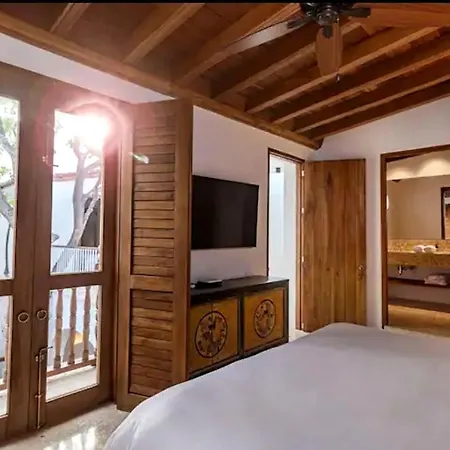 Villa Colonial House With Pool Cartagena