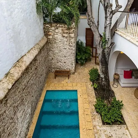 Colonial House With Pool * Cartagena